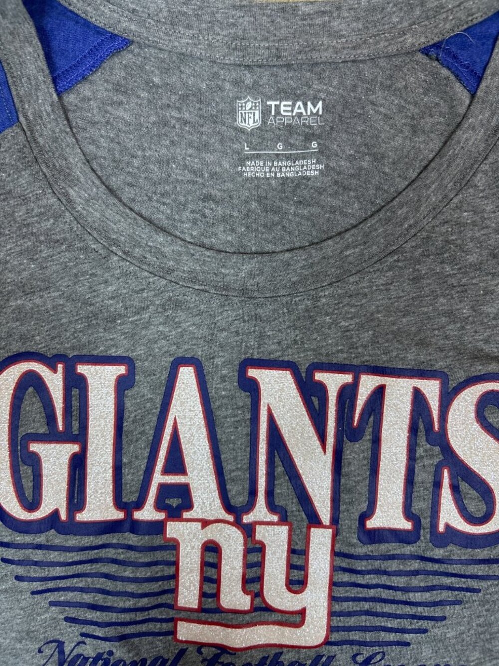 NFL Team Apparel New York Giants T Shirt Women's L Gray Short Sleeve Logo Tee - Picture 2 of 6